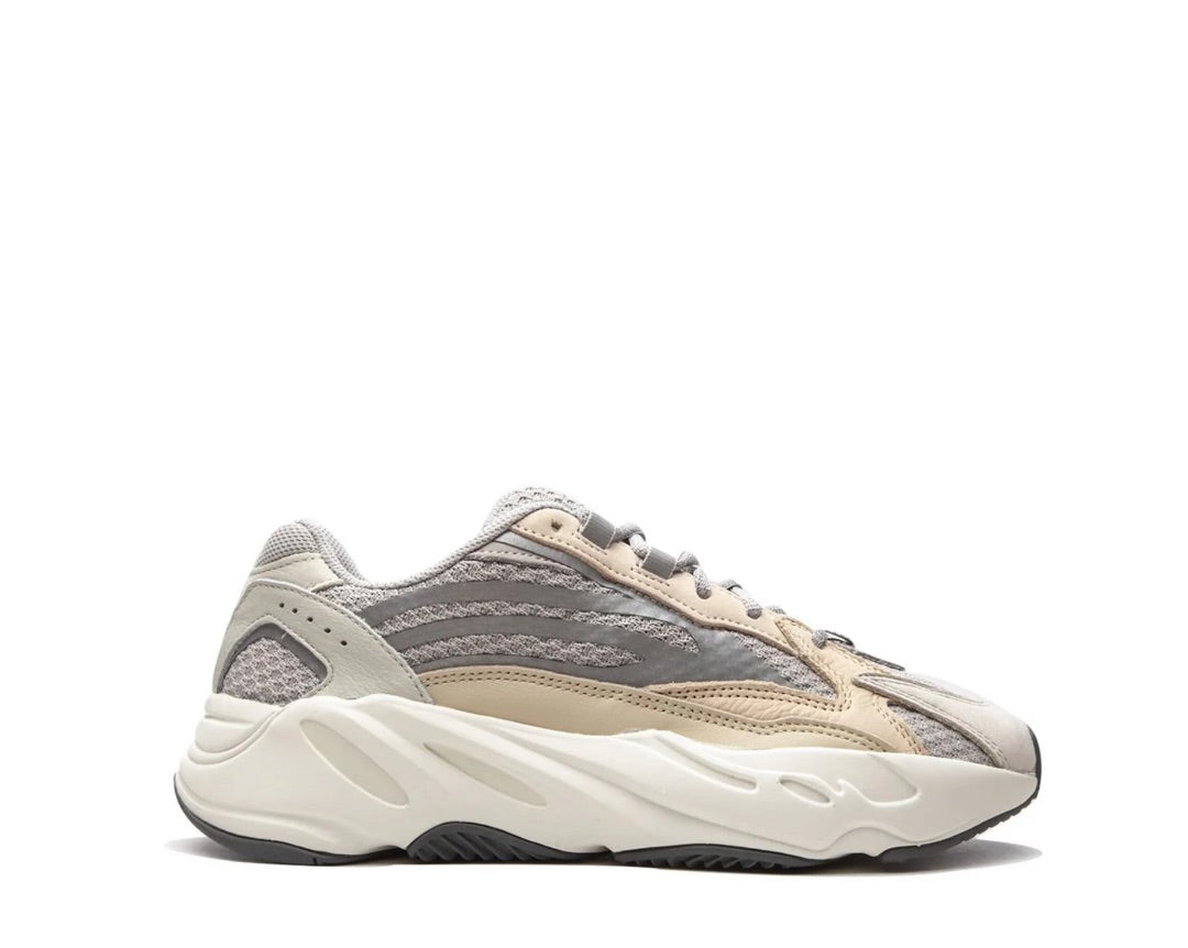 Yeezy Boost 700 V2 Cream Mens 7.5 (women 9)
