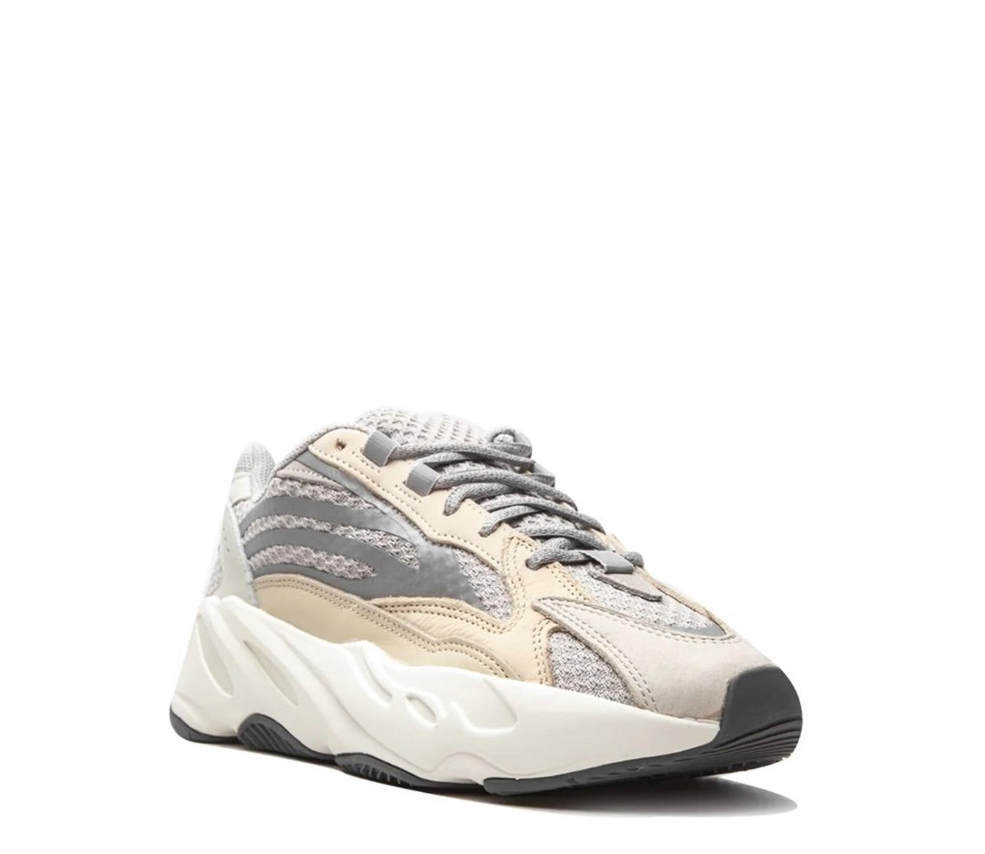 Yeezy Boost 700 V2 Cream Mens 7.5 (women 9)