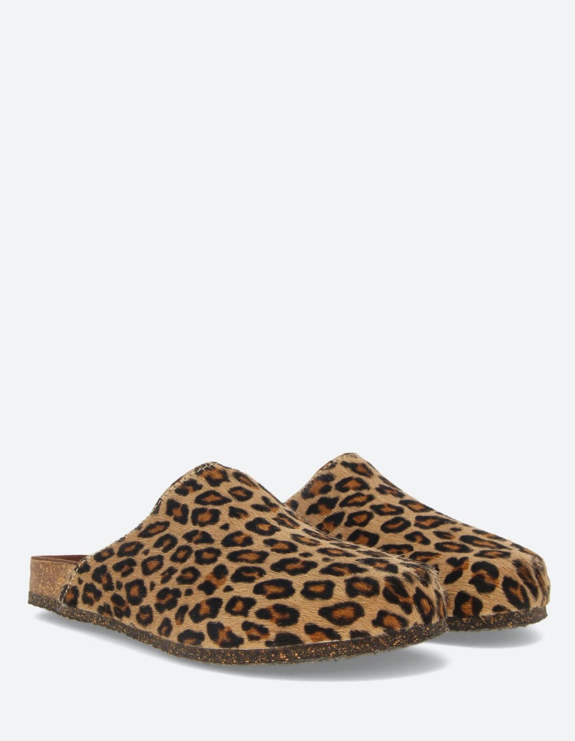 Bosabo Leopard Clogs - Size 38