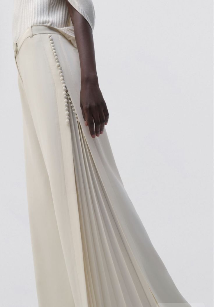 Simkhai Blossom Pleated Crepe Wide-Leg Pants in Cream BNWT - Size 8