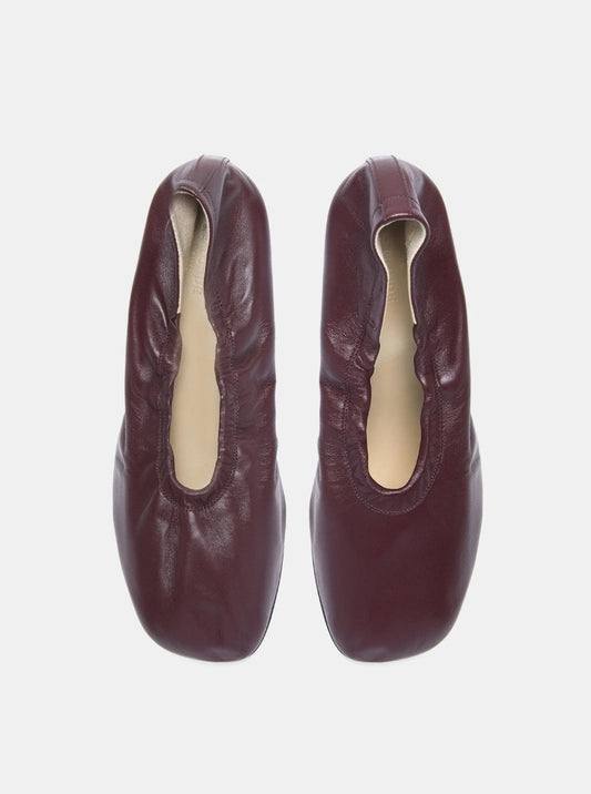 Le Monde Beryl Mica Flats in Oxblood - Size 38