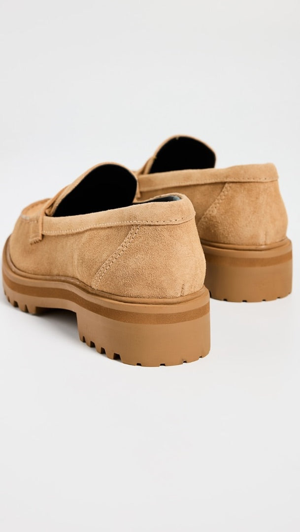 Reformation Agathea Chunky Loafers (Brand New) Size 7  (Fits 7.5)