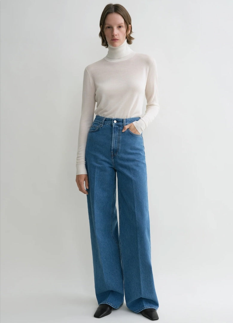 Totême Wide Leg Denim in Vibrant Blue - Size 28