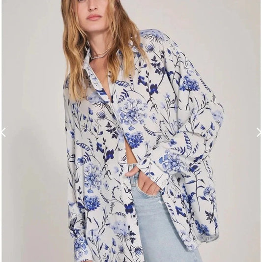 Favorite Daughter The Ex-Boyfriend Shirt in Blue & White Multi Floral - Size M
