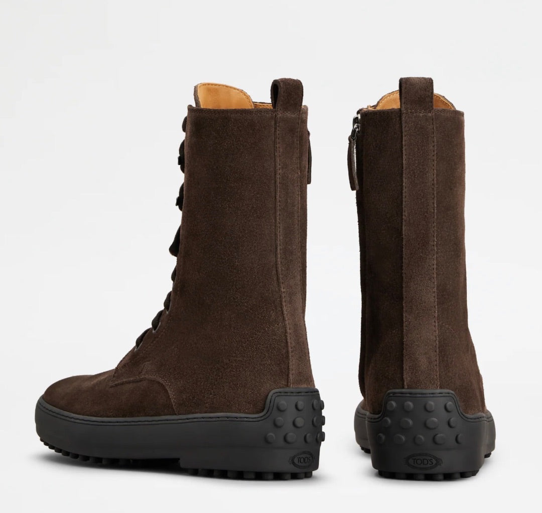 Tod’s Winter Gommino Ankle Boots in Brown Suede (Brand New) - Size 38 (Fits 8.5/9)