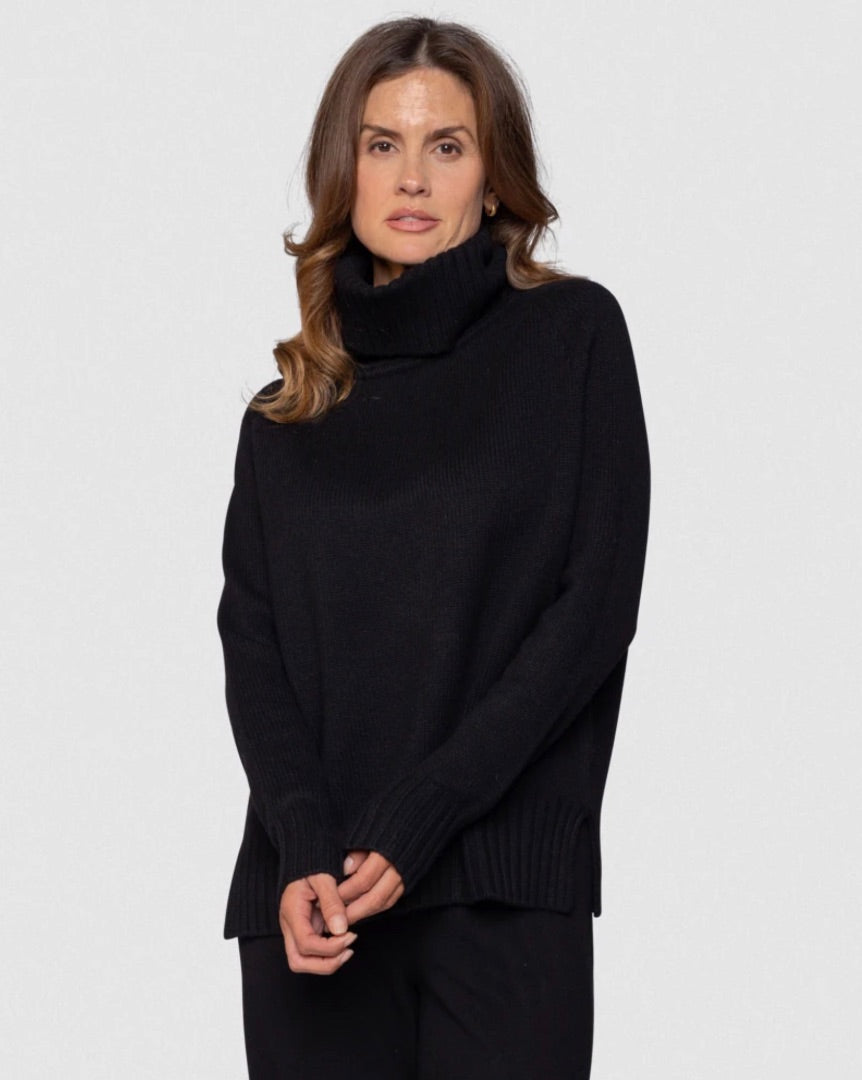 Black Goat Cashmere Cozy Cowl Neck in Black - Size Small