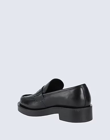 Arket Leather Loafer 38