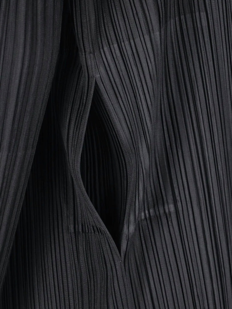 Pleats Please Issey Miyake V-Neck Pleated Coat - Size 3 (M) - BNWT